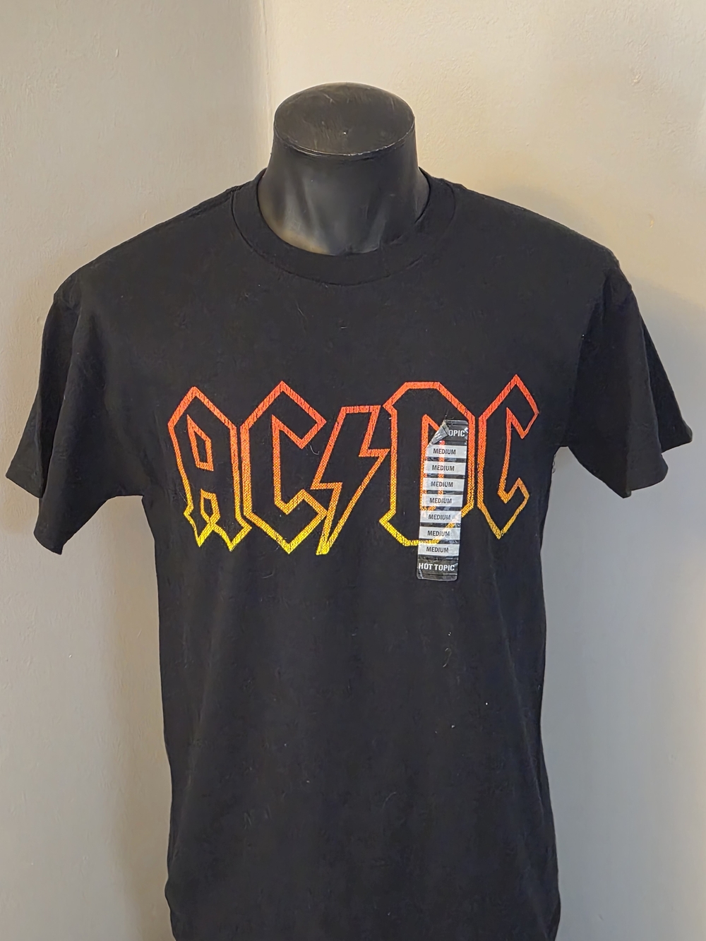 AC/DC PWR/UP Tour Graphic T-Shirt Black Hot Topic Men’s Medium Rock Band Tee